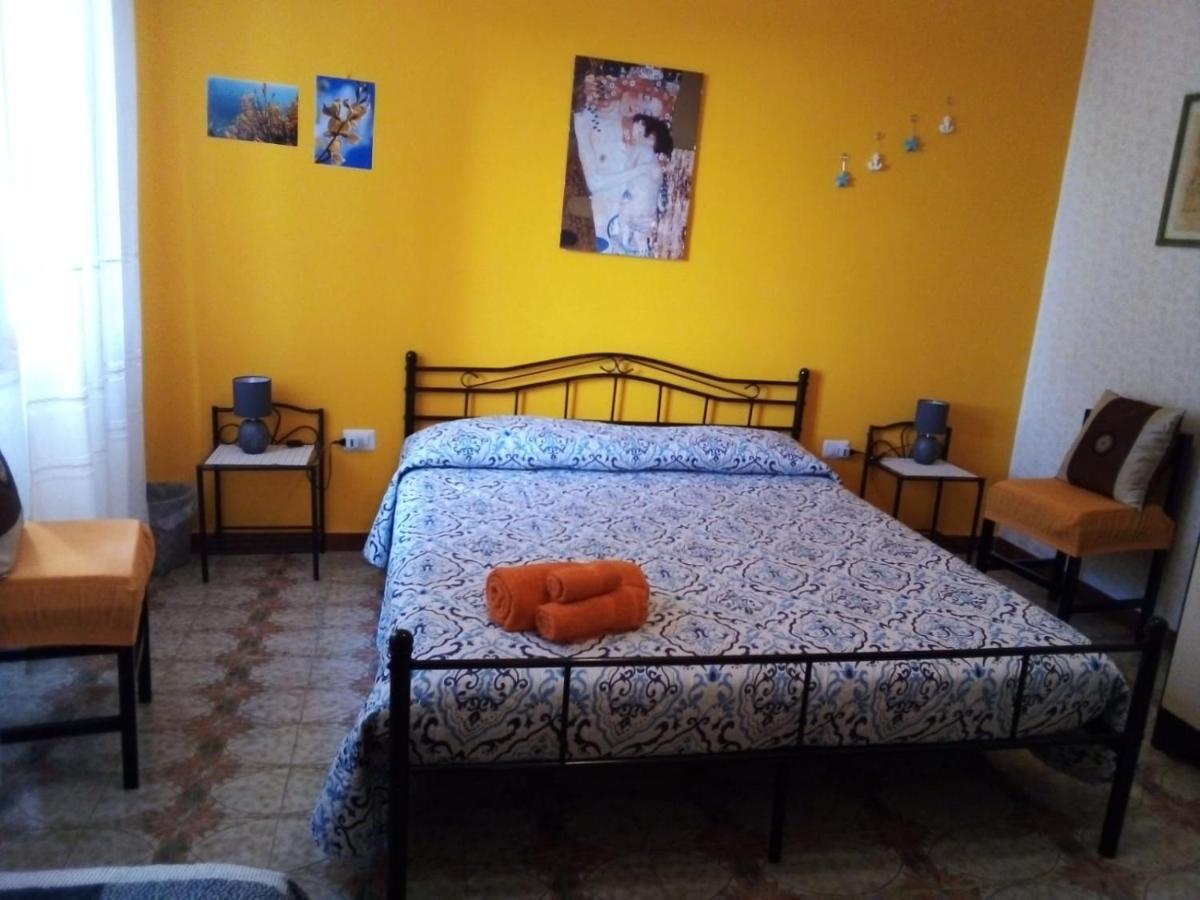 SantʼAntìoco B & B Il Mirto 2 מראה חיצוני תמונה