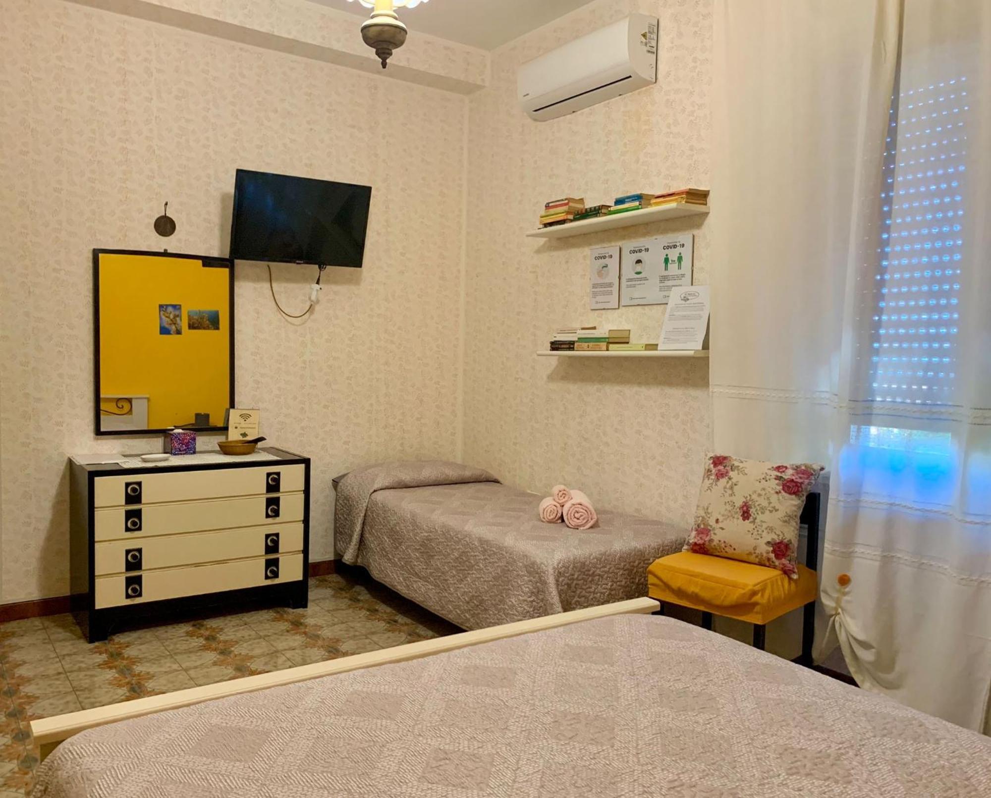 SantʼAntìoco B & B Il Mirto 2 מראה חיצוני תמונה